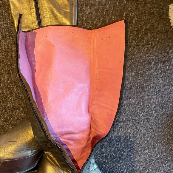 Vintage Fluevog bronze tall zip boots artistic heel! Sz 8 pink interior 3” heel - Picture 6 of 12